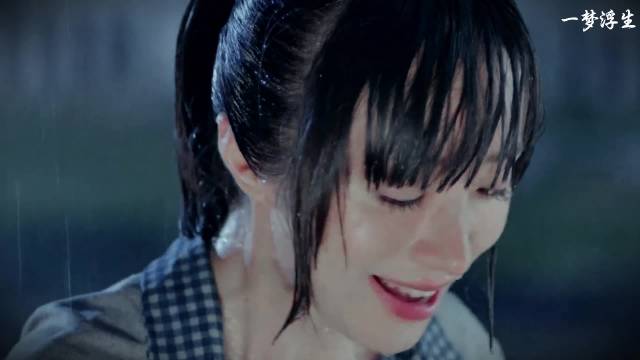 原谅我年轻不懂爱，错把爱情当亲情