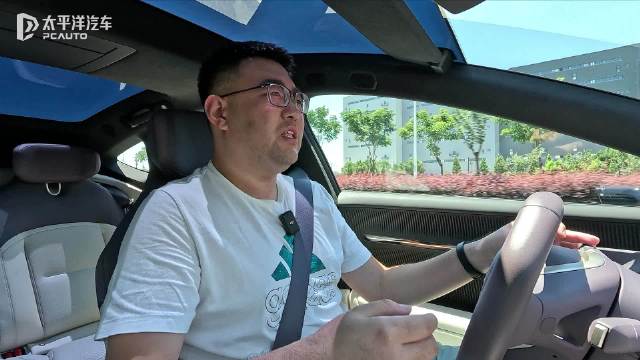 主打的就是标新立异 试驾阿维塔12增程版