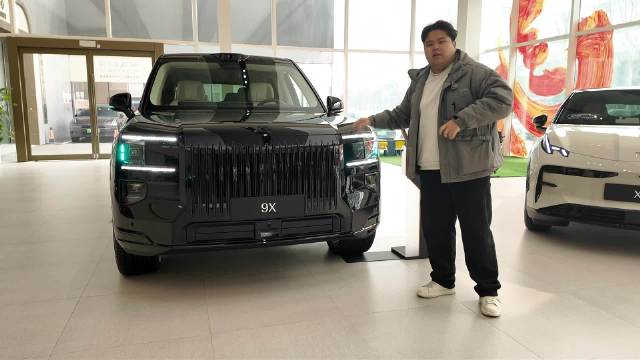 中式美学遇硬核科技，极氪9X重塑中国豪华新高度