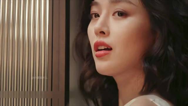 《她的盛焰》最新一集，白靓靓身世之谜浮出水面，生父竟是蒋东朝