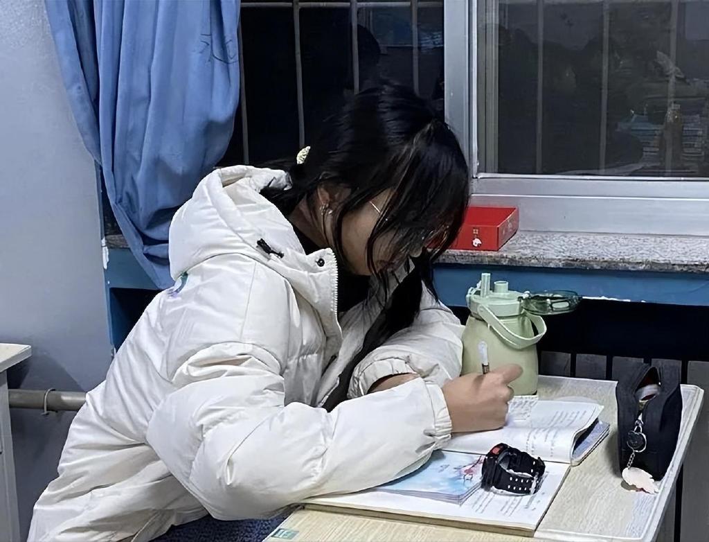 南昌高校区快餐在线订餐现象调查及消费指南全解析