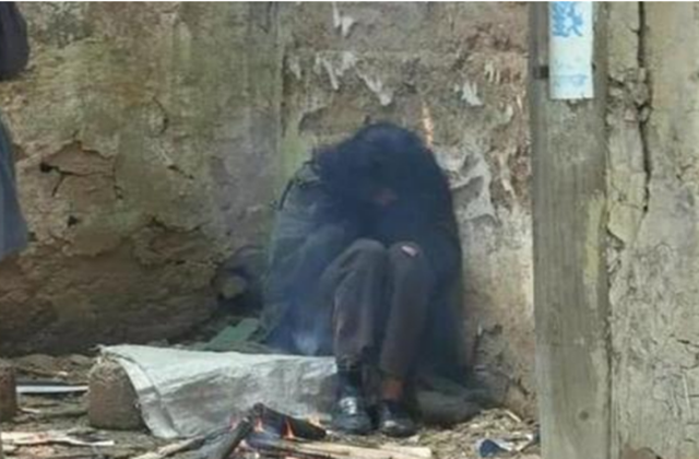 中国最懒的人从小到大不干活父母去世后23岁那年饿死家中