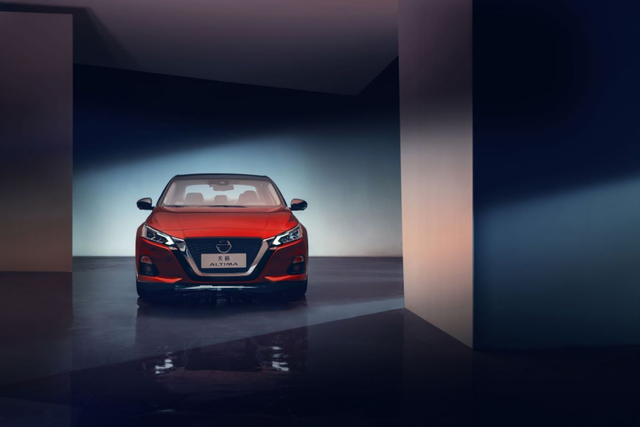 买沙发送车？你们都错怪天籁了，动力制霸，央视点赞