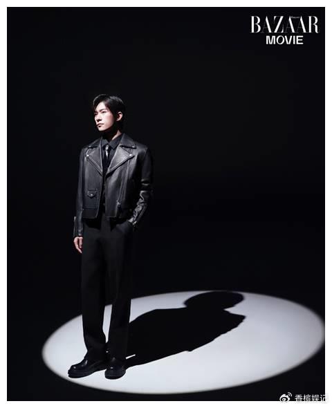 易烊千玺电影大片登《时尚芭莎》，从《满江红》到《惊蛰无声》