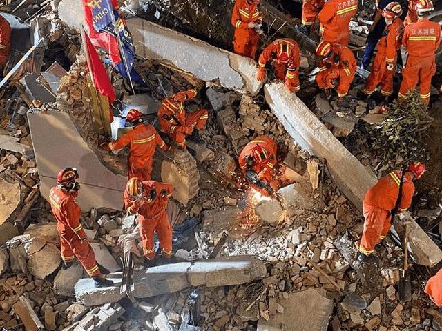 苏州一酒店坍塌事故已救出14人 苏州酒店倒塌最新消息今天休闲区蓝鸢梦想 - Www.slyday.coM 苏州一酒店坍塌事故已救出14人 苏州酒店倒塌最新消息今天休闲区蓝鸢梦想 - Www.slyday.coM