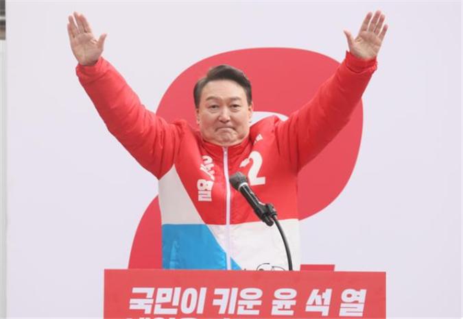 尹锡悦当选韩国总统,曾将两位前总统送进监狱,与文在寅关系紧张休闲区蓝鸢梦想 - Www.slyday.coM 尹锡悦当选韩国总统,曾将两位前总统送进监狱,与文在寅关系紧张休闲区蓝鸢梦想 - Www.slyday.coM