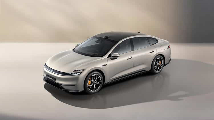 长安启源A06正式上市！“大美舒新”定义同级新能源家轿标杆