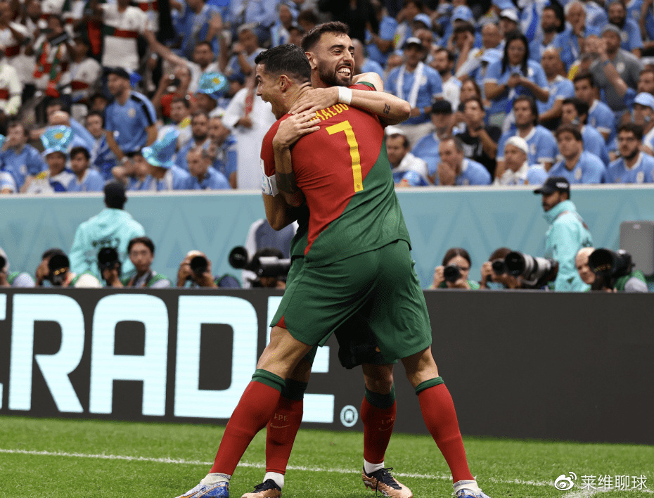 报应不爽!韩国20年前黑死葡萄牙,现在却要求C罗和他的球队放水休闲区蓝鸢梦想 - Www.slyday.coM 报应不爽!韩国20年前黑死葡萄牙,现在却要求C罗和他的球队放水休闲区蓝鸢梦想 - Www.slyday.coM