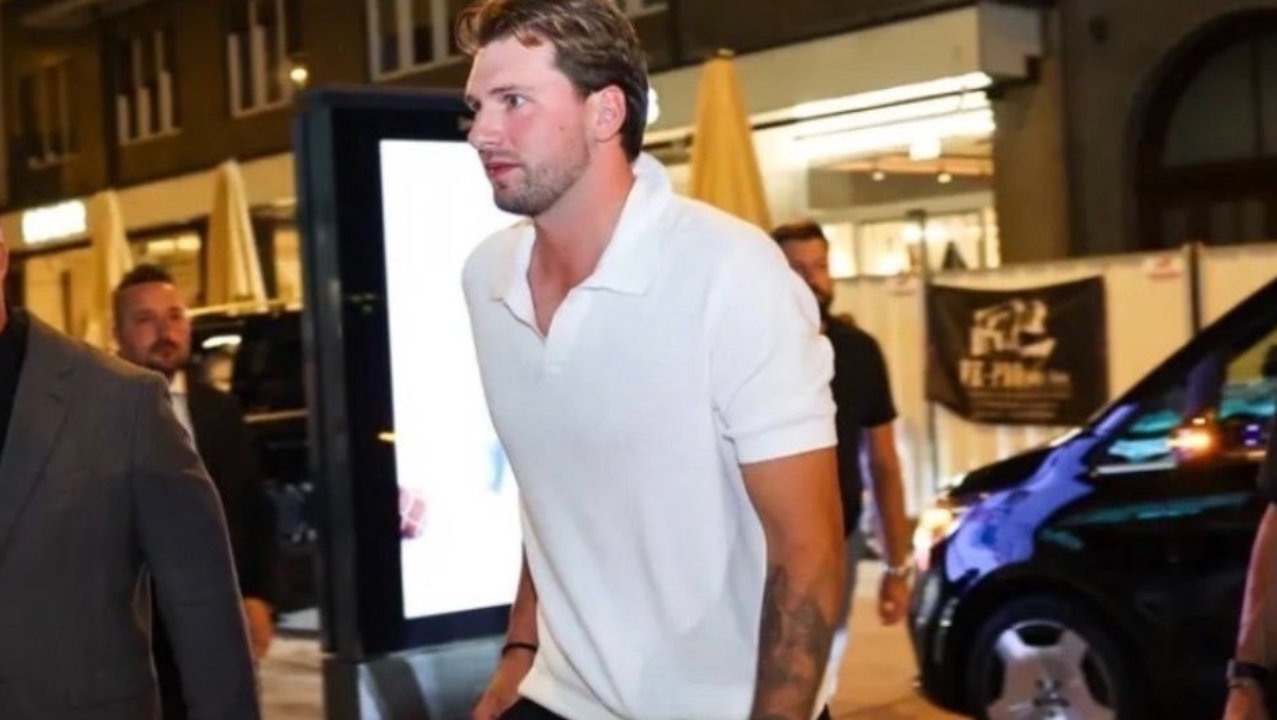 国家队队友盛赞东契奇已进入生涯巅峰:新赛季将是他目前最好一个赛季 国家队队友盛赞东契奇已进入生涯巅峰:新赛季将是他目前最好一个赛季