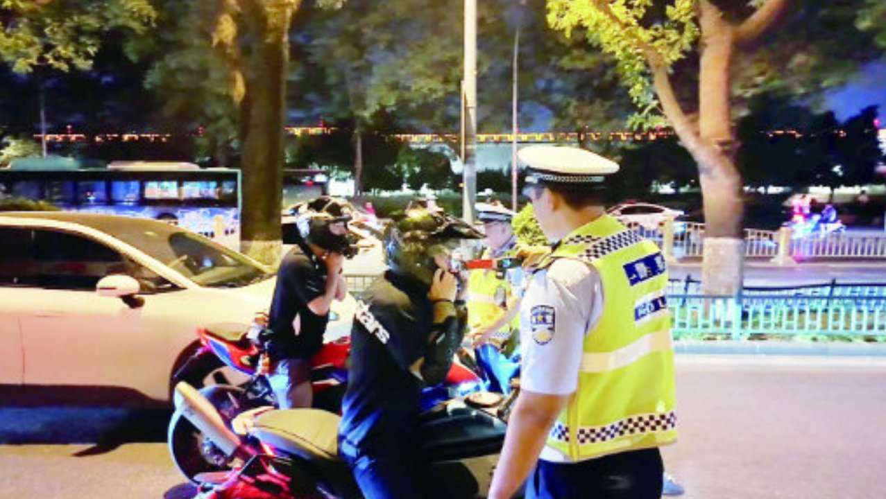 西安摩托车新规为文明骑行“加码”