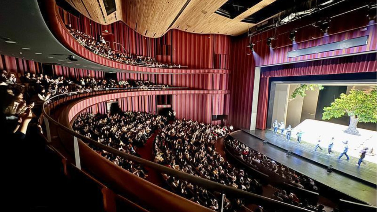 这颗来自长安的“荔枝”，凭什么引爆了全国剧场？