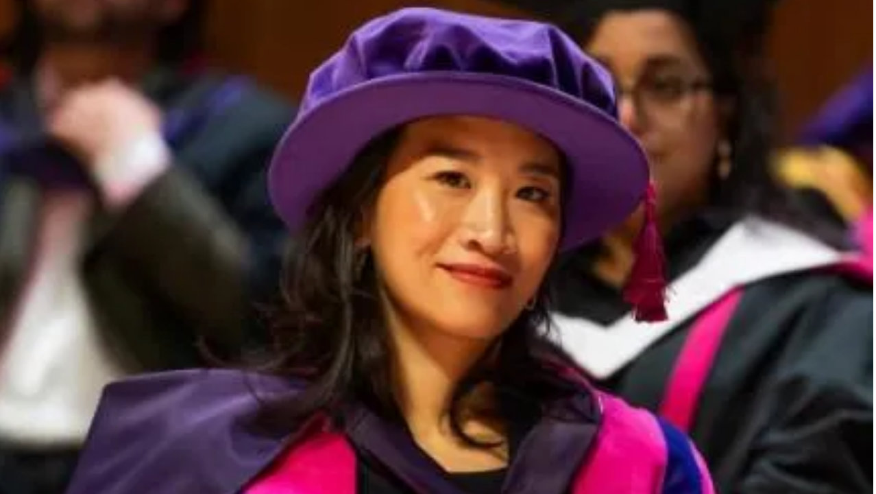 香港名媛潘楚颖再添殊荣，与奥斯卡影后杨紫琼“母女情”成佳话