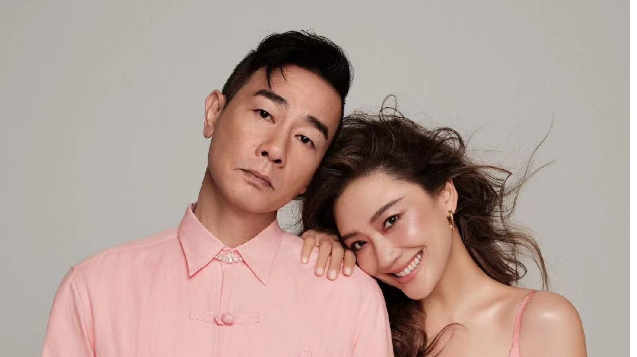 应采儿回应没去陈小春演唱会：就是去带通告，给儿子当经纪人了