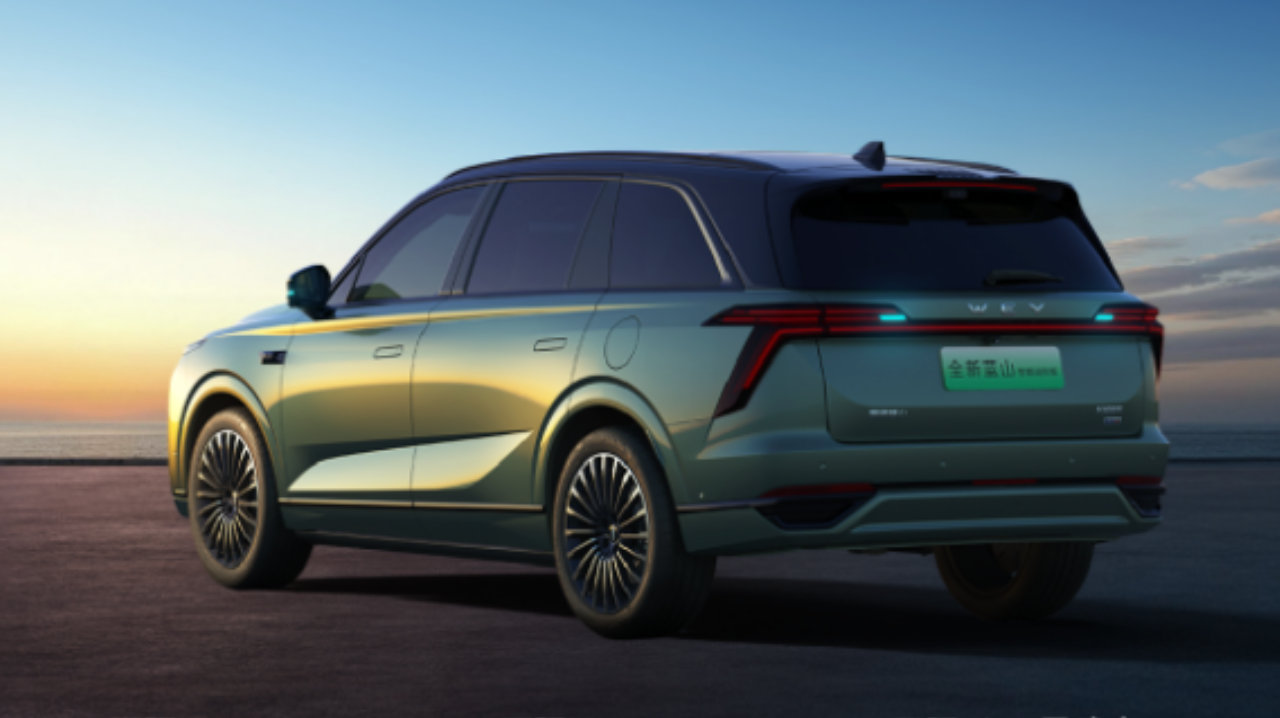 首搭VLA大模型，魏牌全新蓝山智能进阶版上市，限时27.58万起