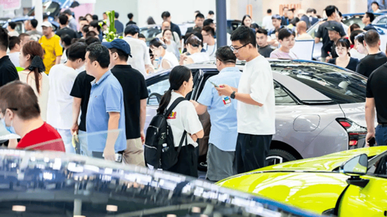 【汽车人】1月车市遇冷，竞争逻辑变了？