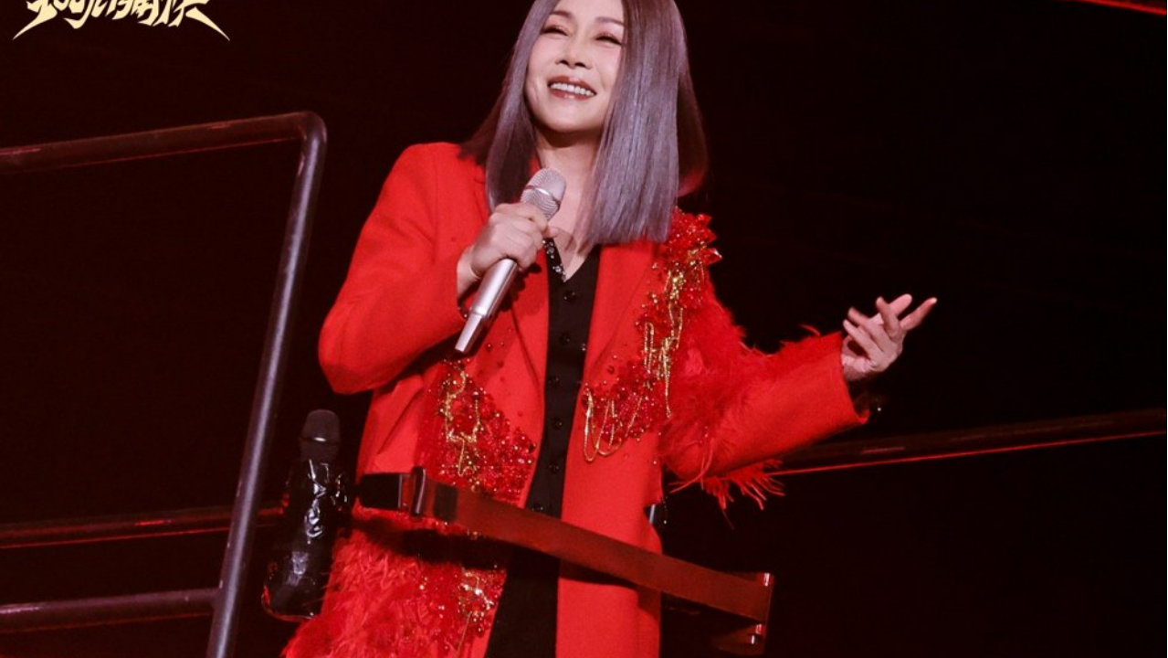 铿锵玫瑰绽放北京！田震睽违24年故乡开唱，万千歌迷泪洒现场