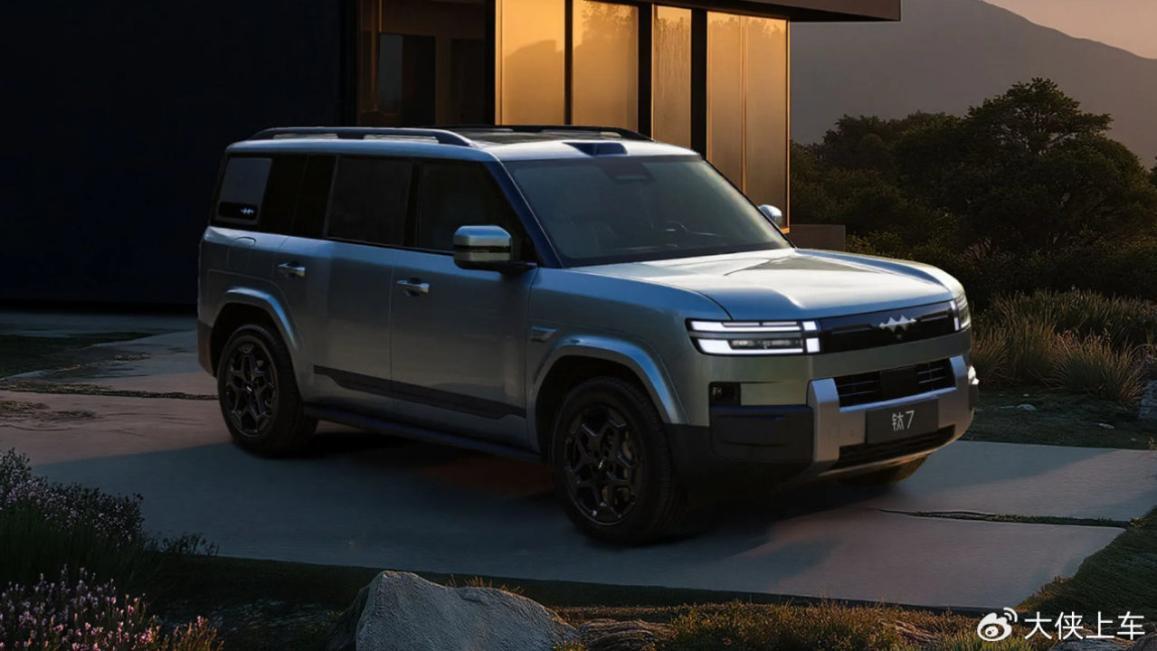 方程豹×肯德基！春节跨界不只是“凑热闹”