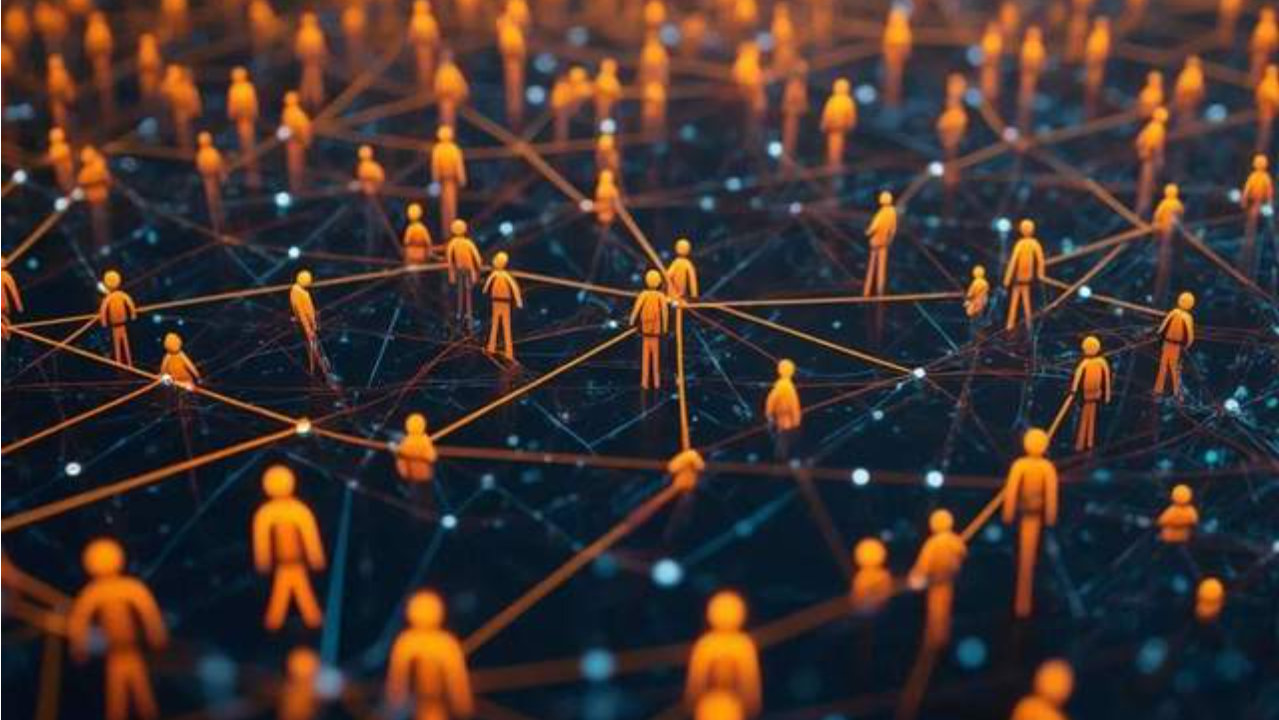 保险界的“南北对决”：蚂蚁保拼技术，微保拼人情