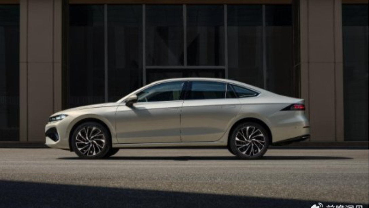 全面油车推荐：速腾L与艾瑞泽8双车实力解析！