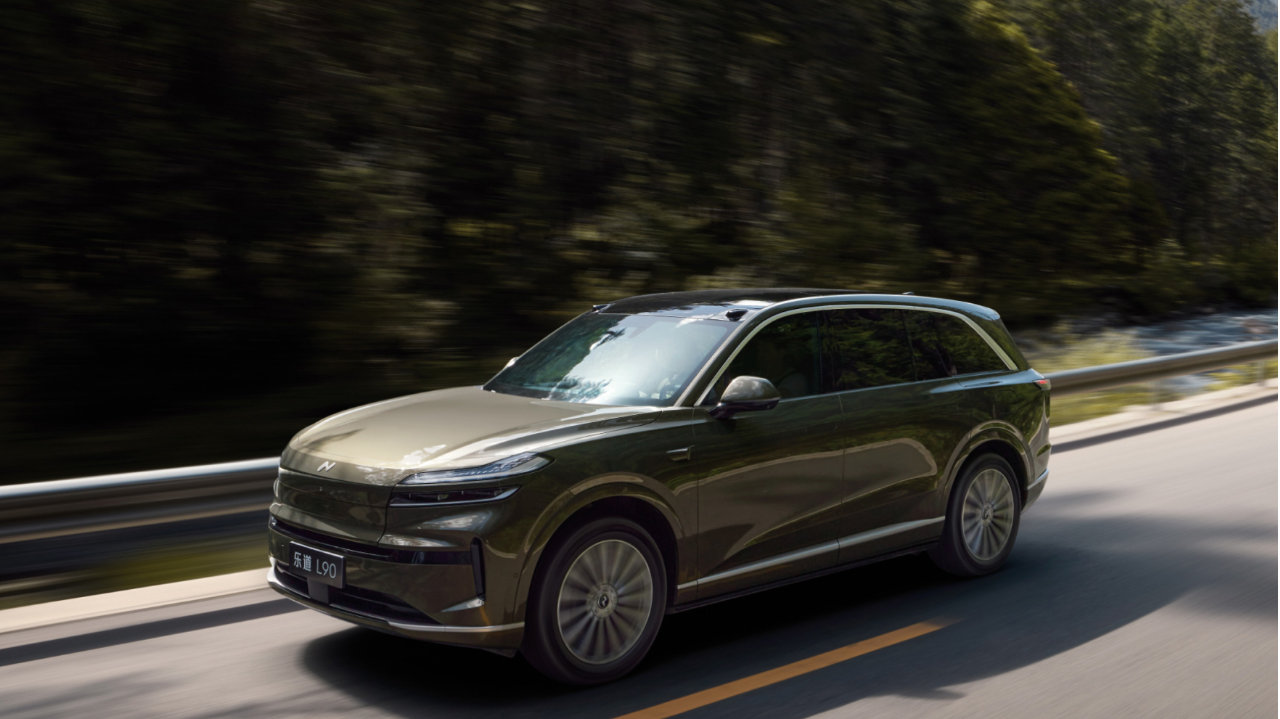 家用车还是六座车实用，这三款空间舒适，价格良心，省油耐用