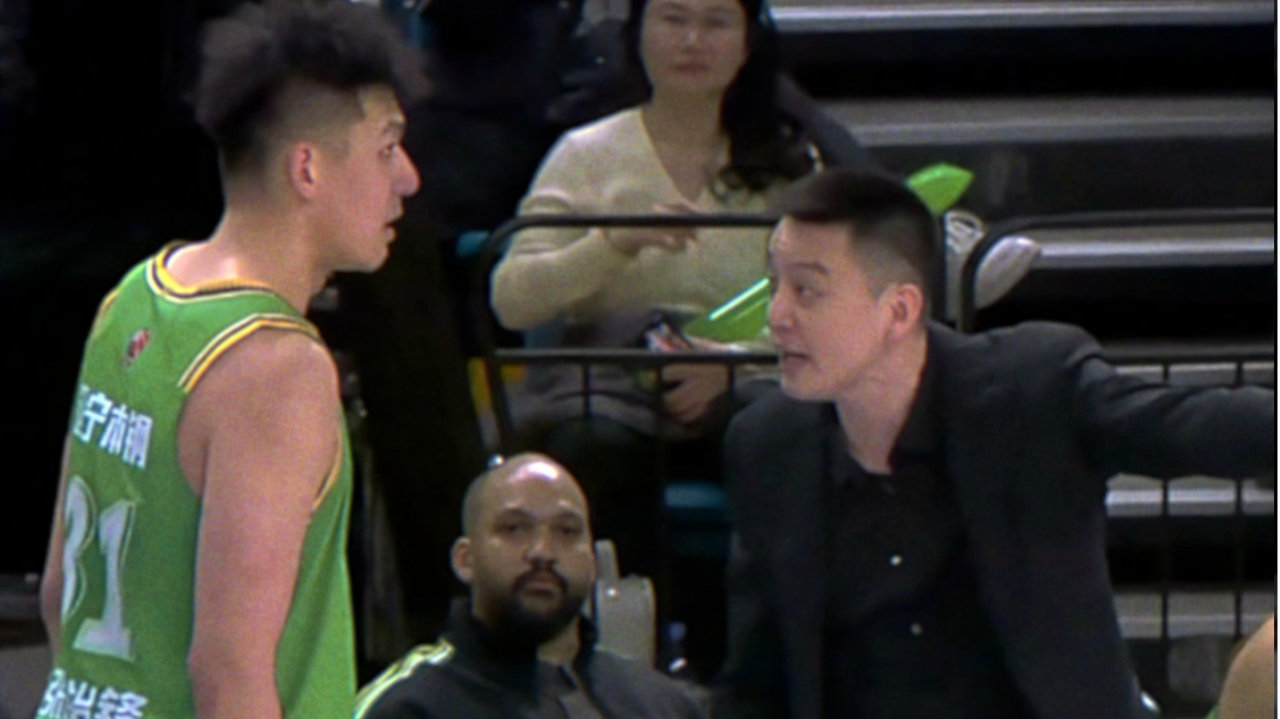 韩德君接班人？3战合计7分7板！球迷：吹了一个夏天，结果不如张明池