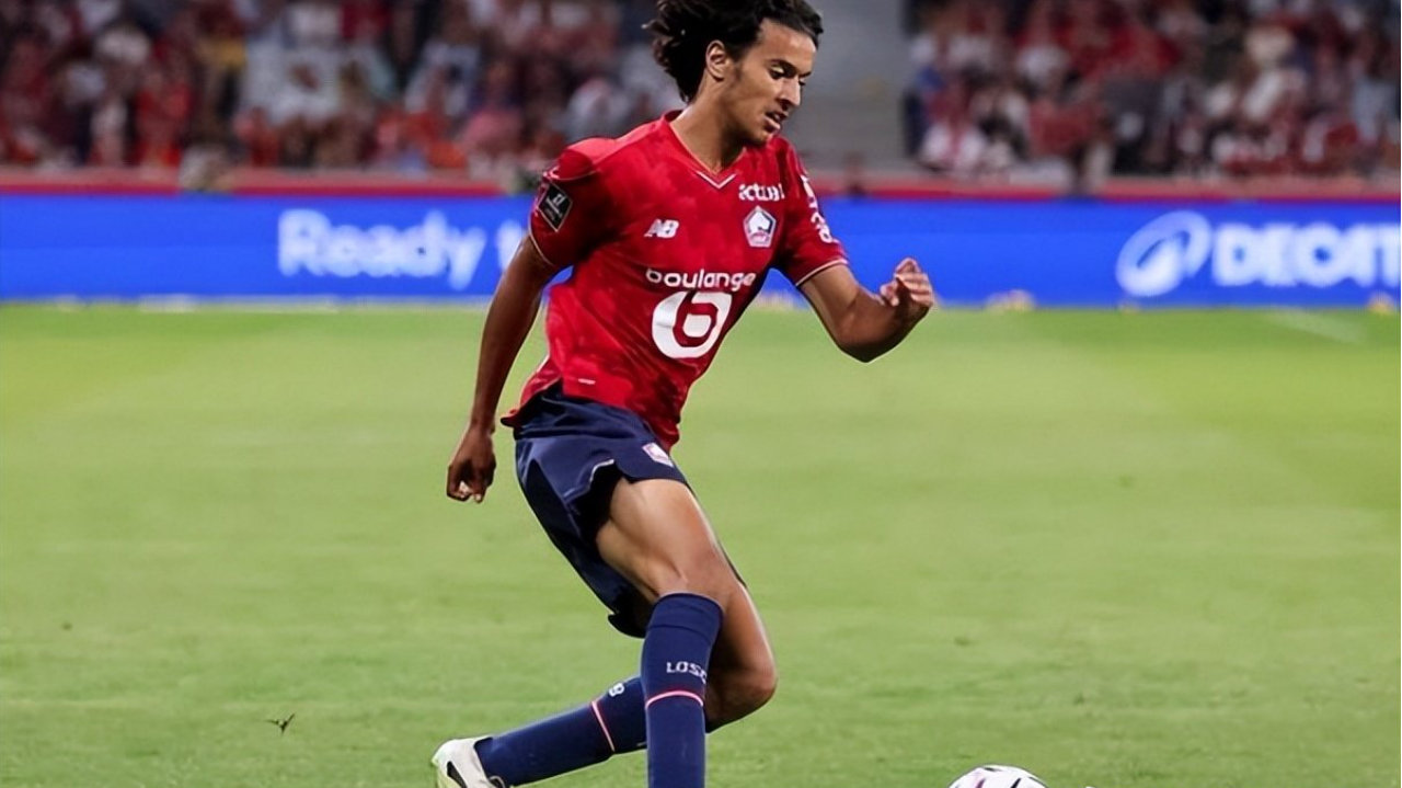 18岁法国中场天才新星横空出世，开价6000万欧，7大豪门抢疯了