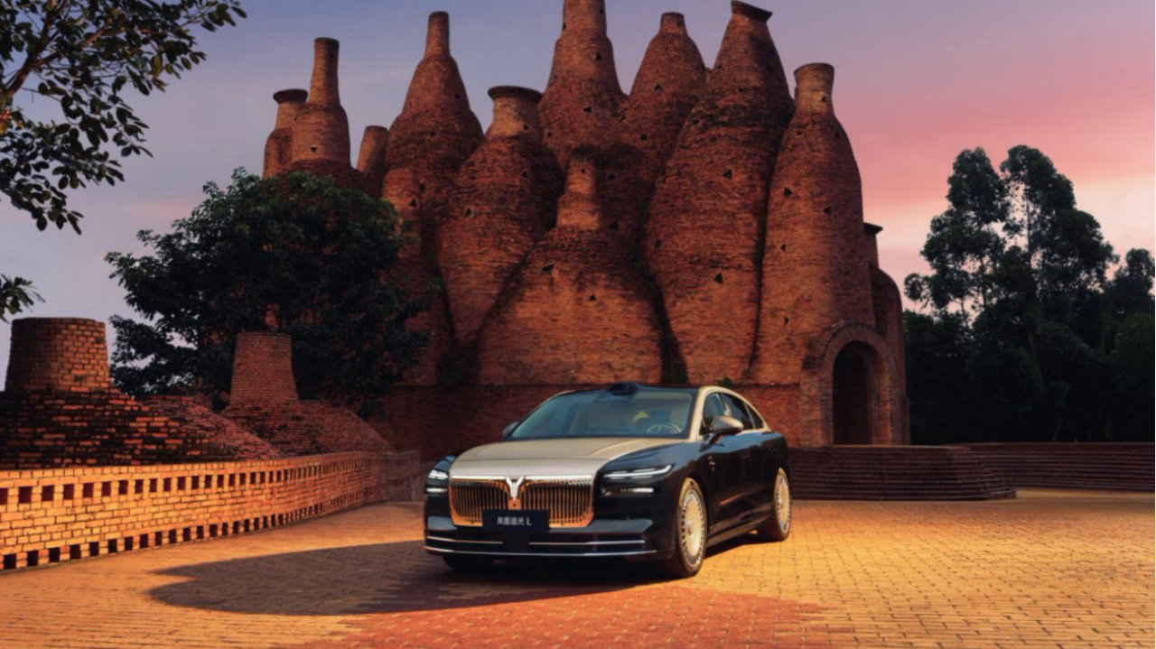 不止于车！树岚图盈利与品牌向上新标杆，追光L上市，27.99万元起售