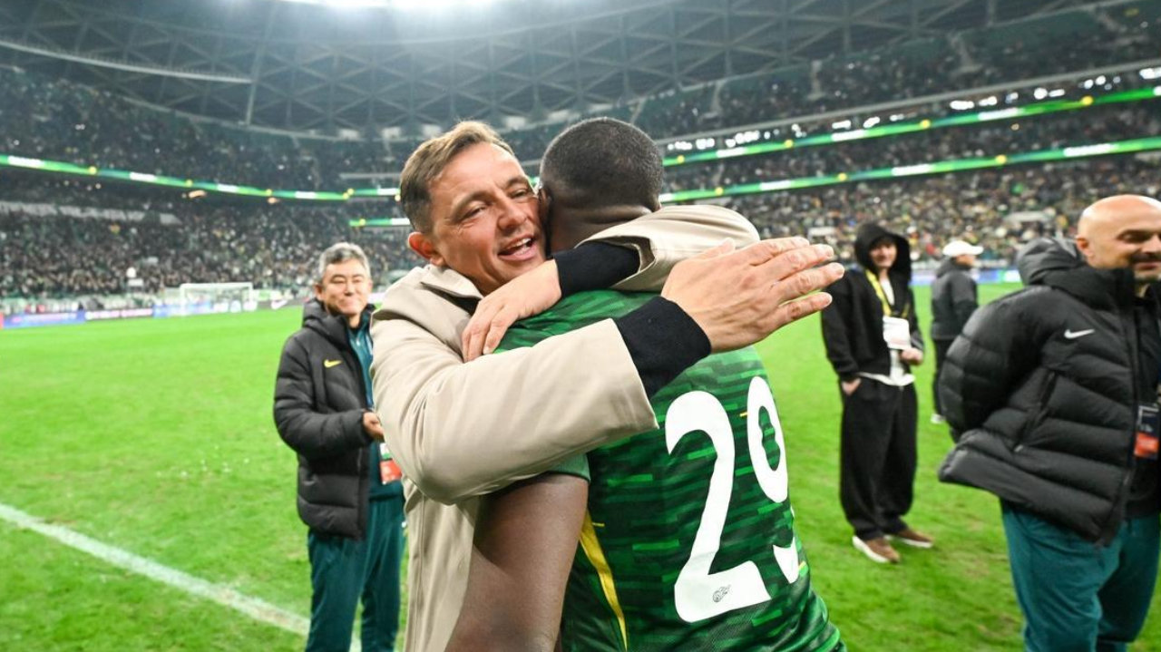 深情告别！国安主帅拉米罗离队，足协杯冠军成最后的礼物！