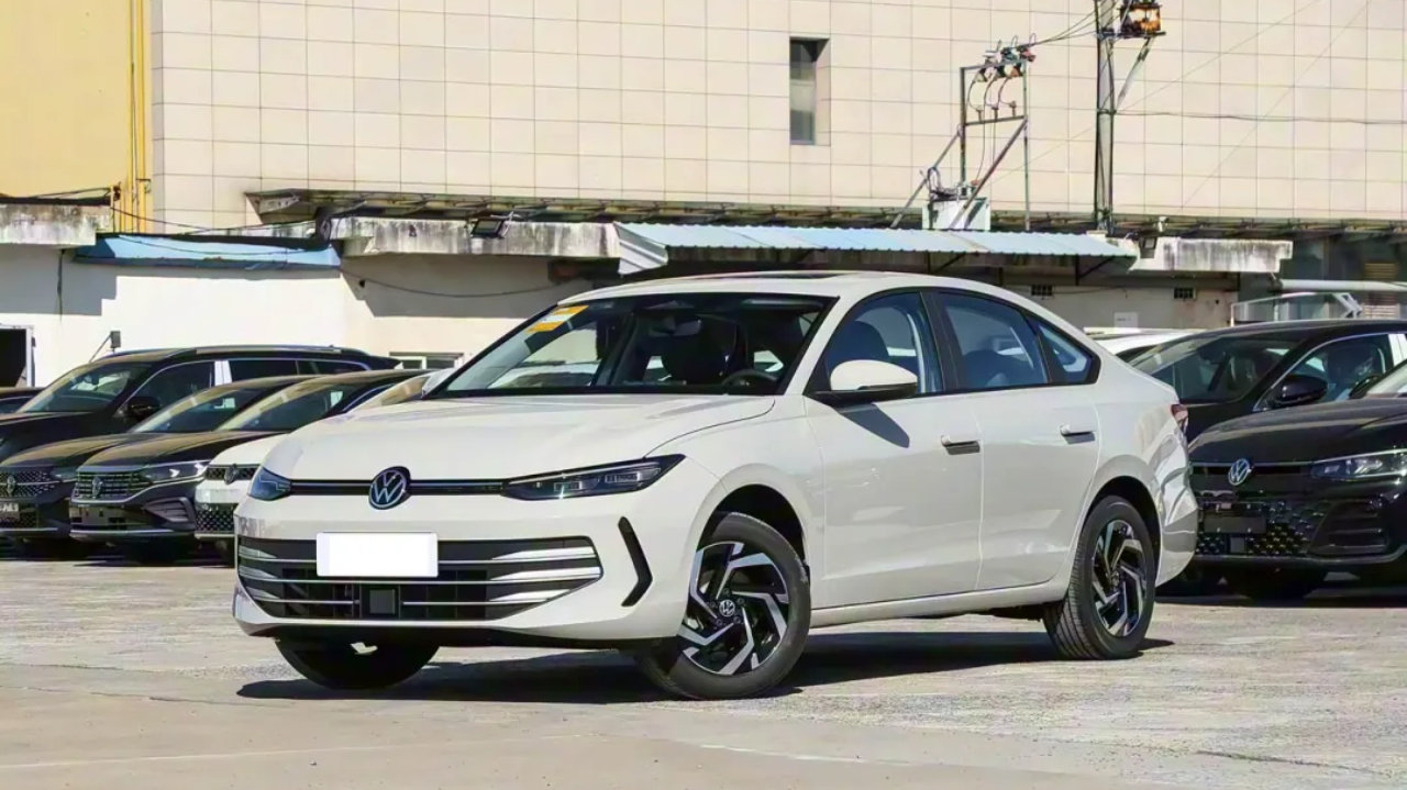 国民神车大众朗逸到底应该怎么买？只看这3个配置就够了