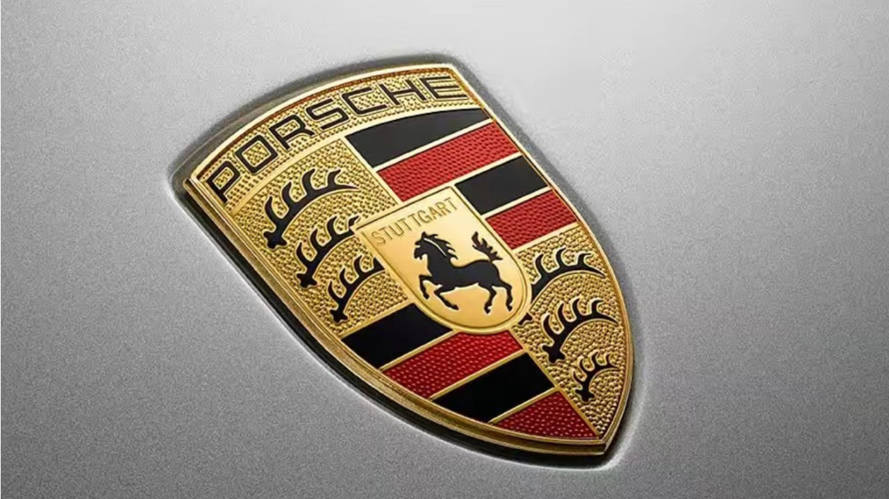 郑州保时捷门店疑似“跑路”：致歉只是第一步，行动或许更重要