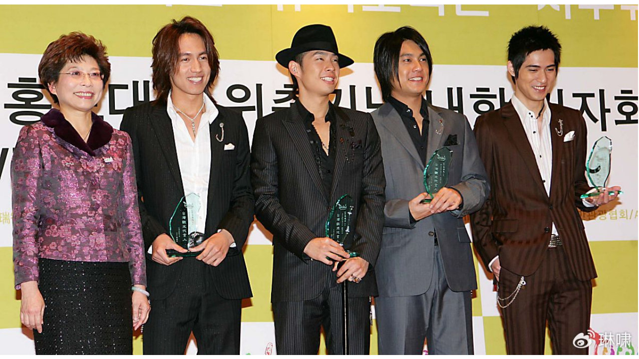 F4解散之谜：朱孝天为何成为资本弃子？