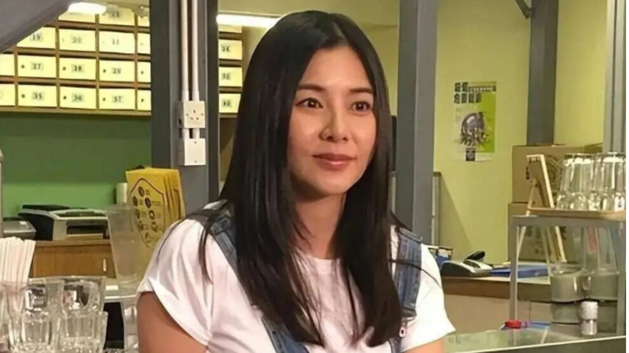 50岁蒙嘉慧近况曝光！嫁给郑伊健12年没生孩子，定居日本生活很惬意