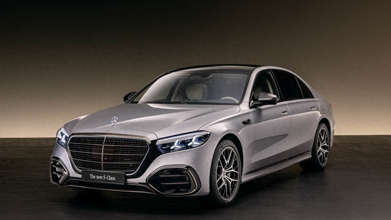 新款奔驰S级发布，换装新前脸、新内饰，车身加长14mm，4/5座都有