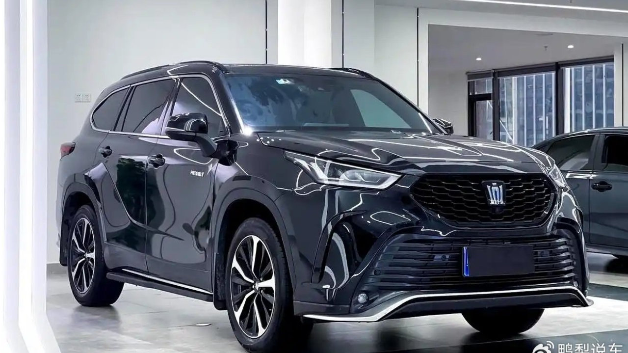 家用SUV还是7座的好，这两款采用2+3+2座椅布局，舒适有劲还省油