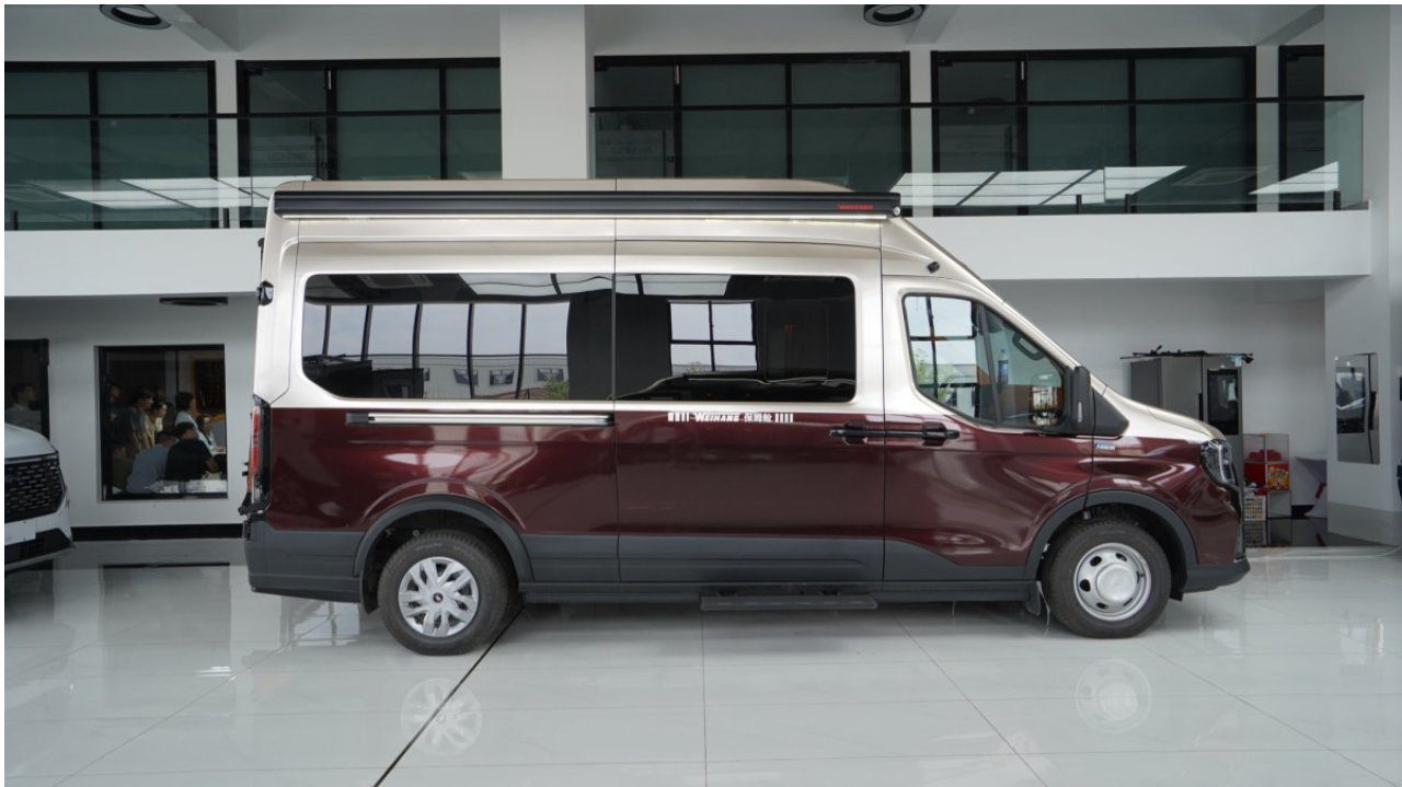 豪华商务与旅居生活的完美融合，卫航T8保姆舱房车，3月6日亮相成都房