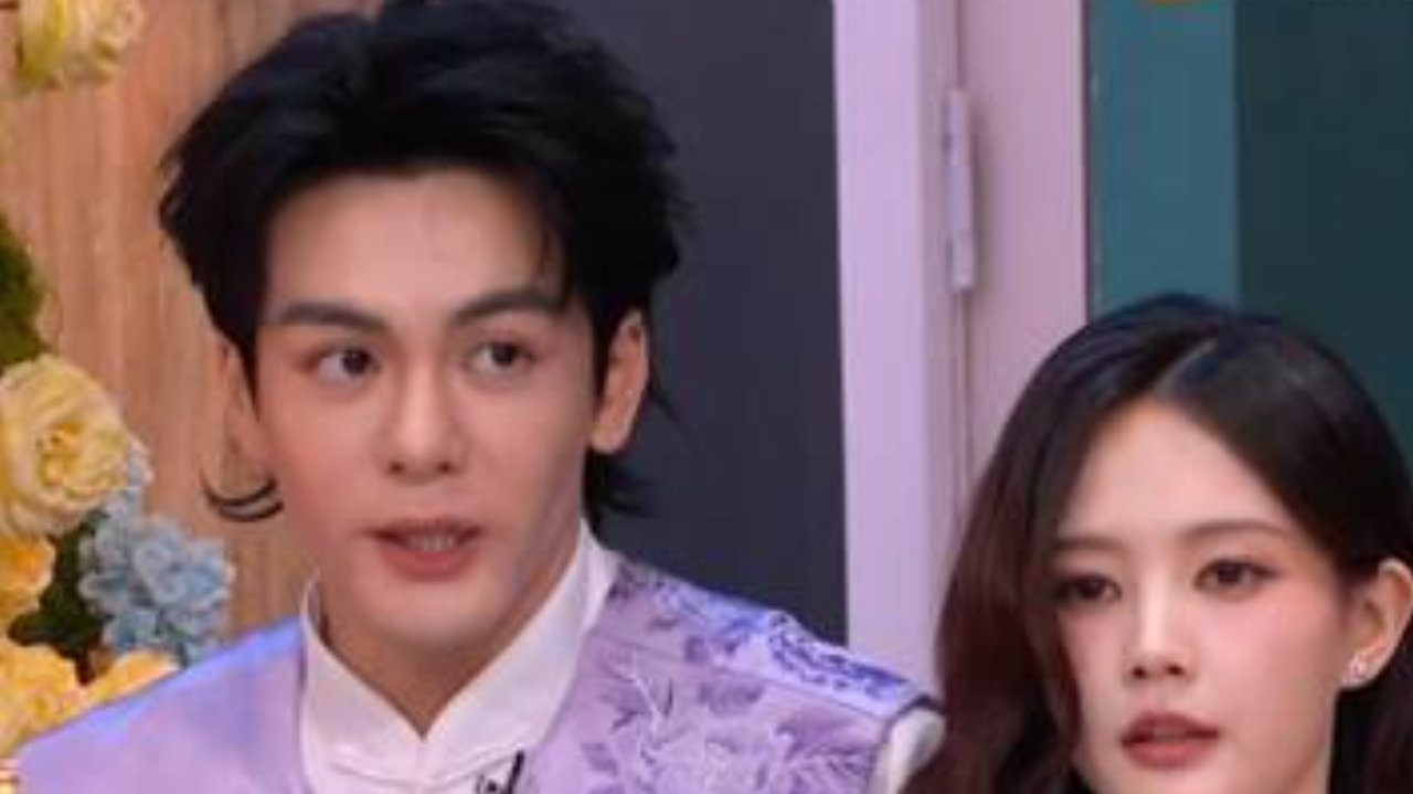 陈昊宇李一桐组团搞怪却拉胯，吴昕王鸥对比明显赢面大