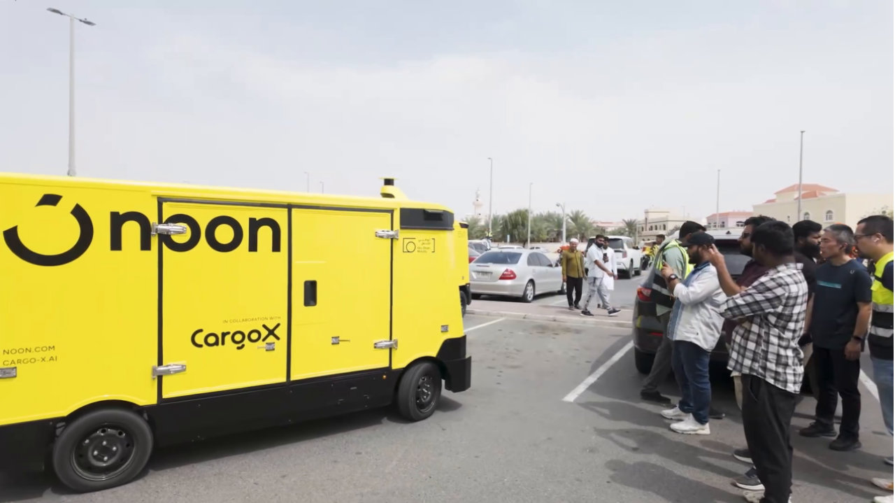 开斋节保供，新石器无人车联合中东电商巨头noon加速规模化运营
