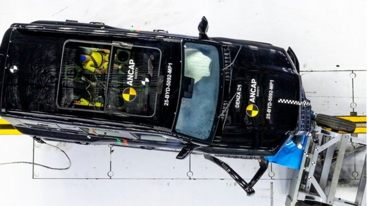 撞飞测试车，豹5到底有多硬？！