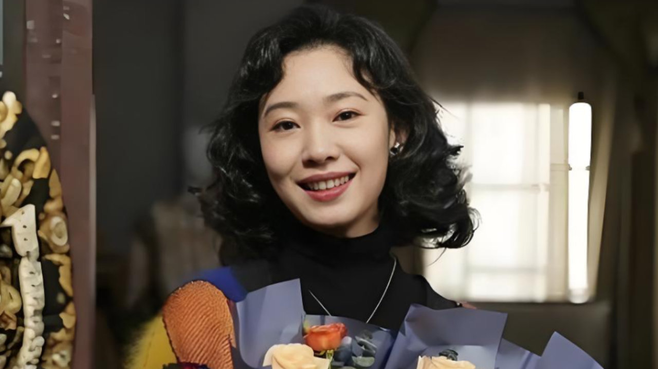 41岁王佳佳近况曝光！低调嫁给导演杨瑾生一子，如今被老公宠成公主