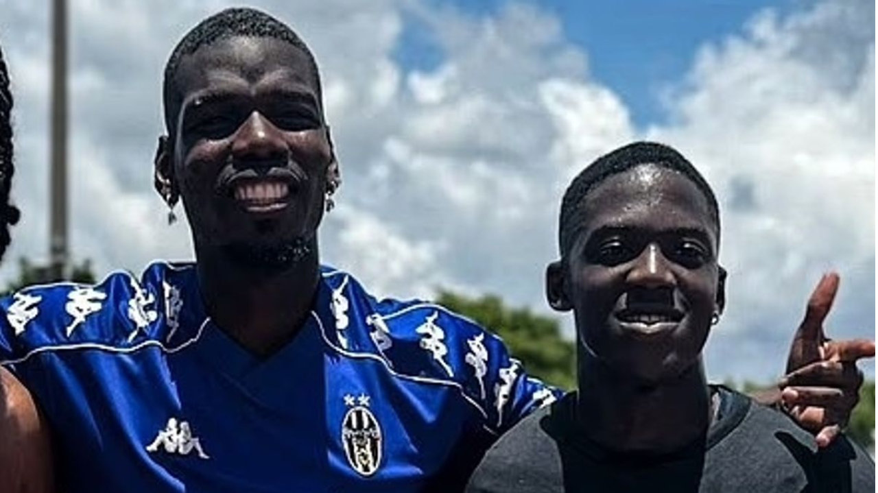 句句扎心！博格巴隐晦支招梅努：得不到稳定主力，就该离开曼联