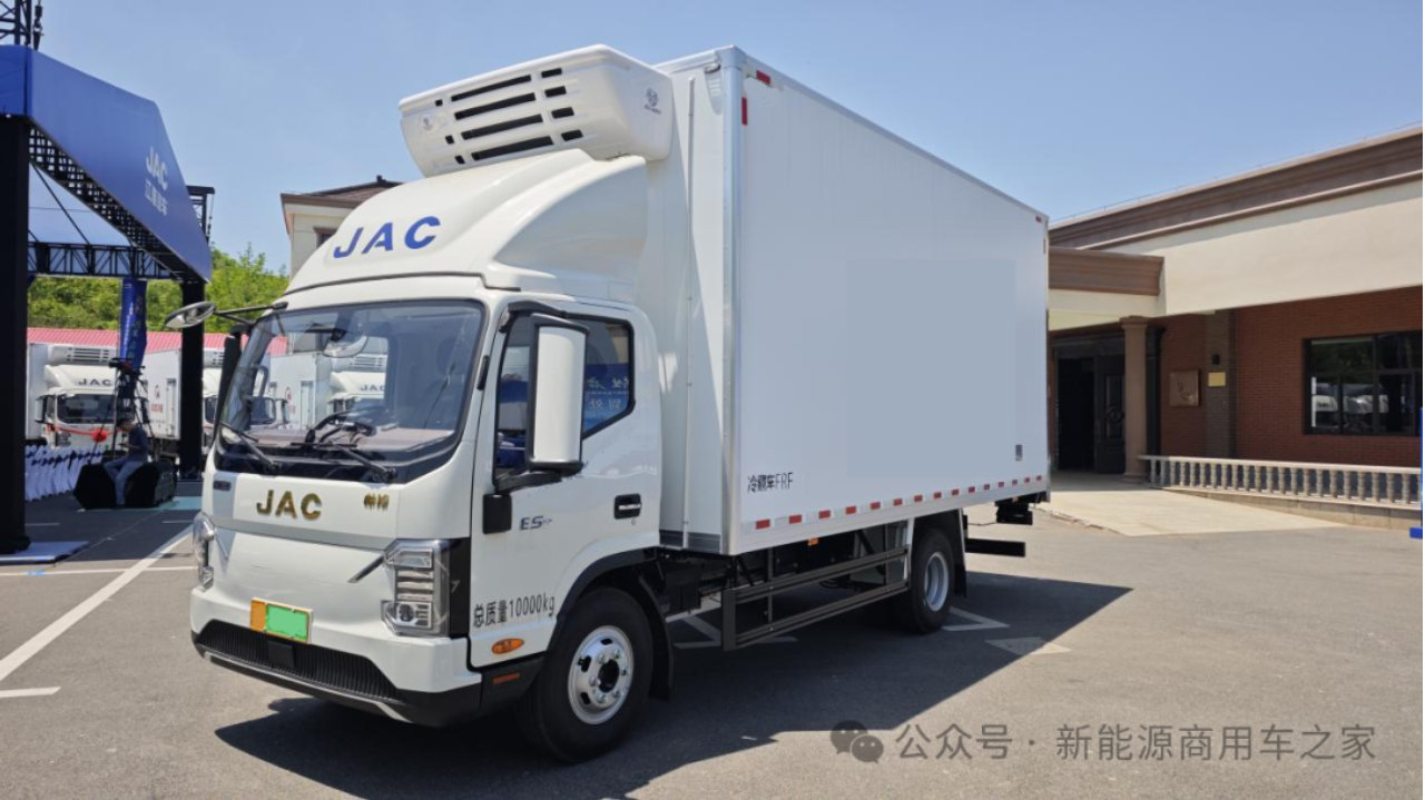 江淮新能源ES9黄绿牌：填补高效城配冷链车型空白