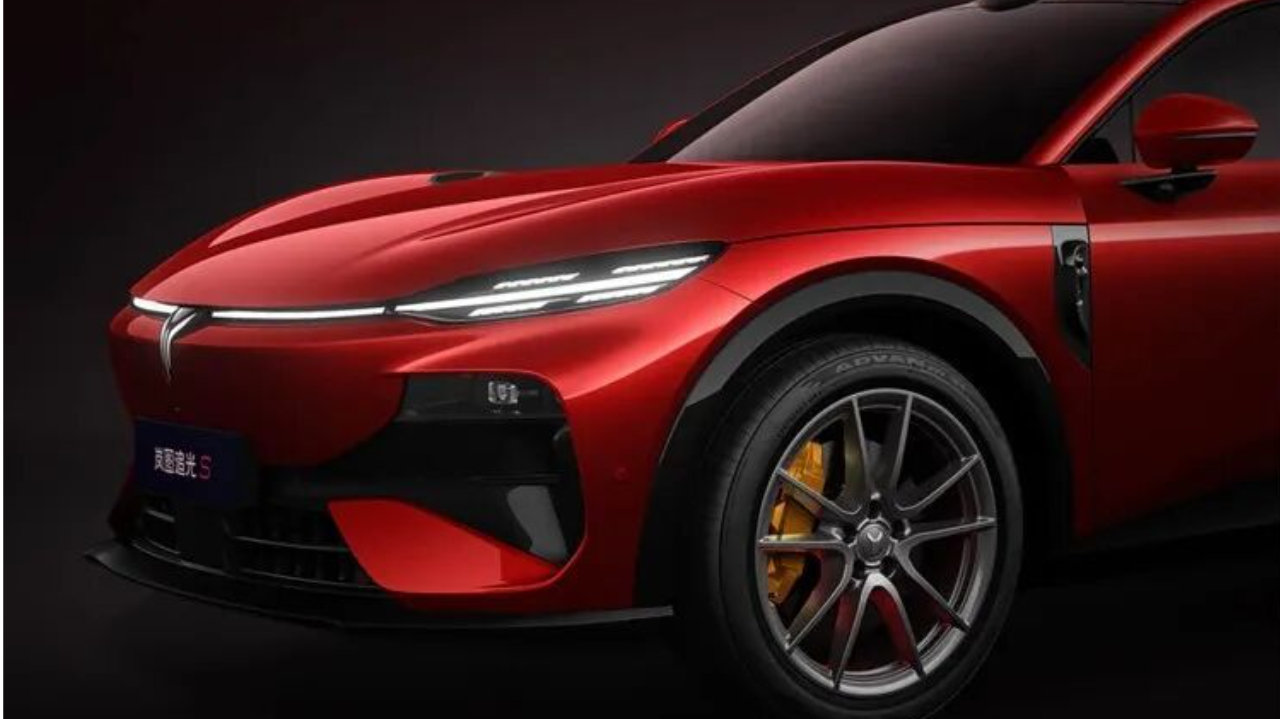 岚图造了一台“小米YU7 GT”！
