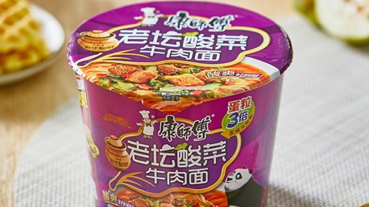 老坛酸菜牛肉面怎么挑?酸菜包、汤底、面饼三件事和四个牌子的吃感 老坛酸菜牛肉面怎么挑?酸菜包、汤底、面饼三件事和四个牌子的吃感