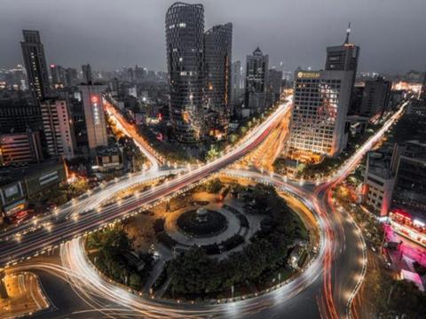 智慧交通 南昌正式取消机动车尾号限行