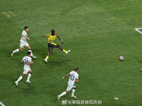 吉拉西上半场梅开二度，多特蒙德2-0领先蒙特雷