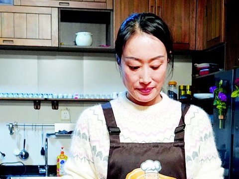 攀崖赶海寻食材复活濒危年夜菜