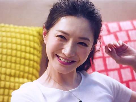 人善被人欺，曾经的陪酒女摇身一变成为了集团总裁！
