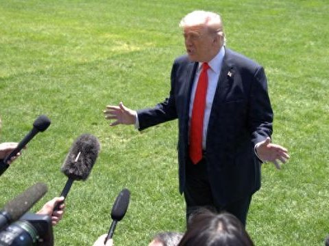 特朗普称该让“其他人”代表乌克兰与俄罗斯谈判