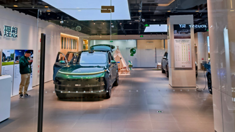 经销商行业协会调查：11月超四成4S店关停