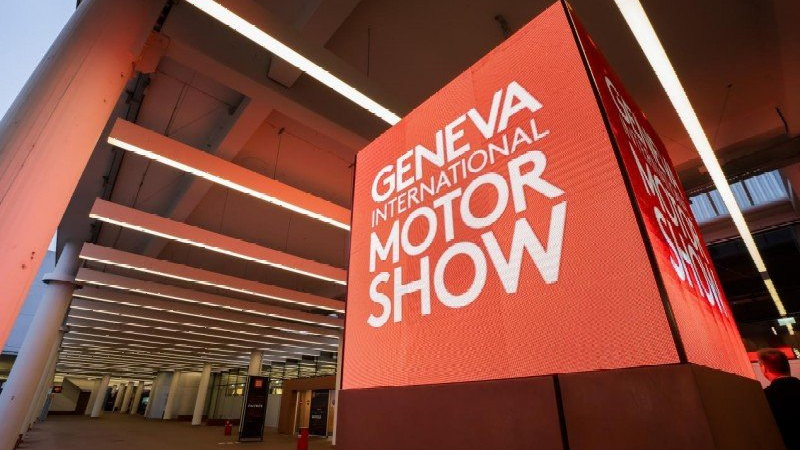 上喆携全新车型亮相日内瓦，为国外市场注入新活力、新动力！